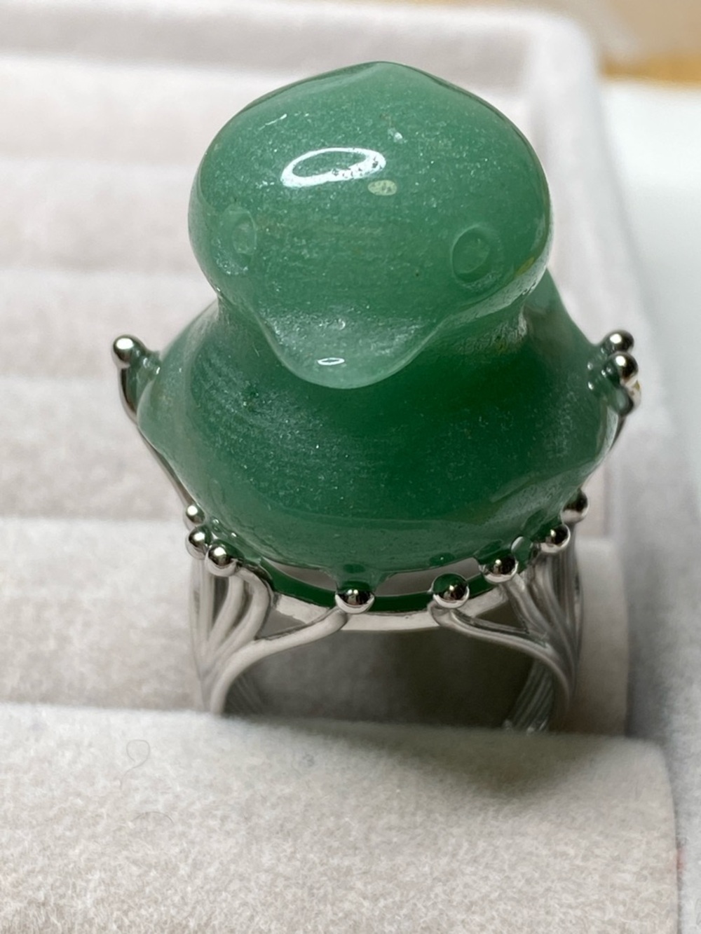 Carved Green Aventurine Duck Ring • Whimsical Rubber Ducky Jewelry • Artisan Gem - Picture 4 of 6
